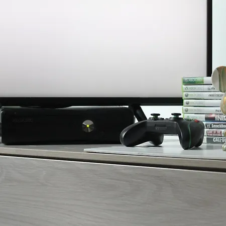 The - In Exclusive Collaboration With Restaurant Apartment *